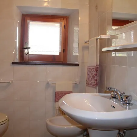 Semesterbostad La Casa Delle Antiche Vie Sassalbo
