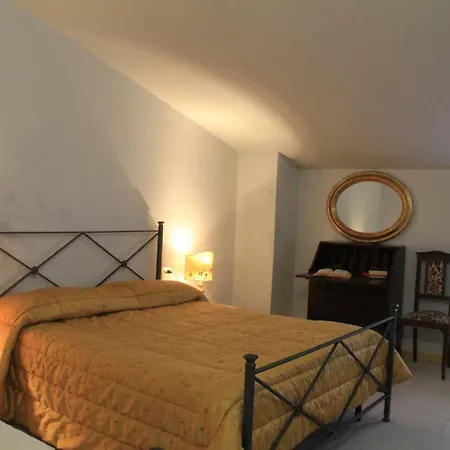La Casa Delle Antiche Vie Semesterbostad *